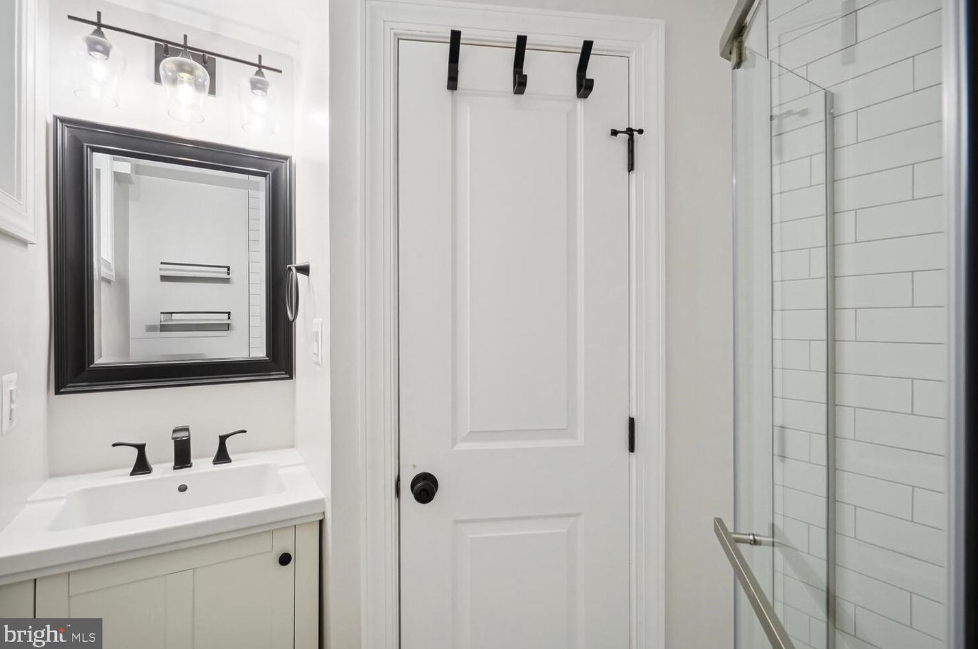 3932 Garrison St, Washington DC  20016-4220 exterior