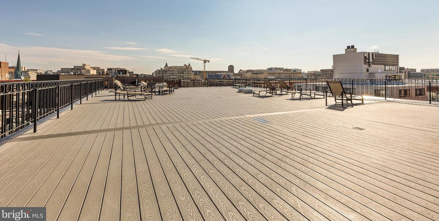 1245 13th St, Washington DC  20005-5120 exterior