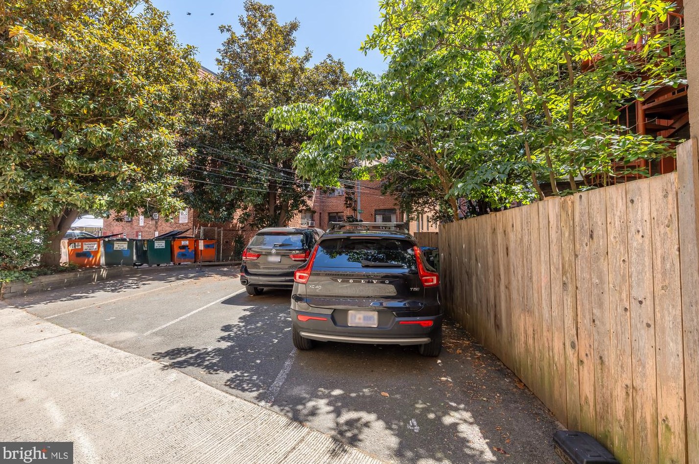 1309 P St, Washington DC  20005-3750 exterior