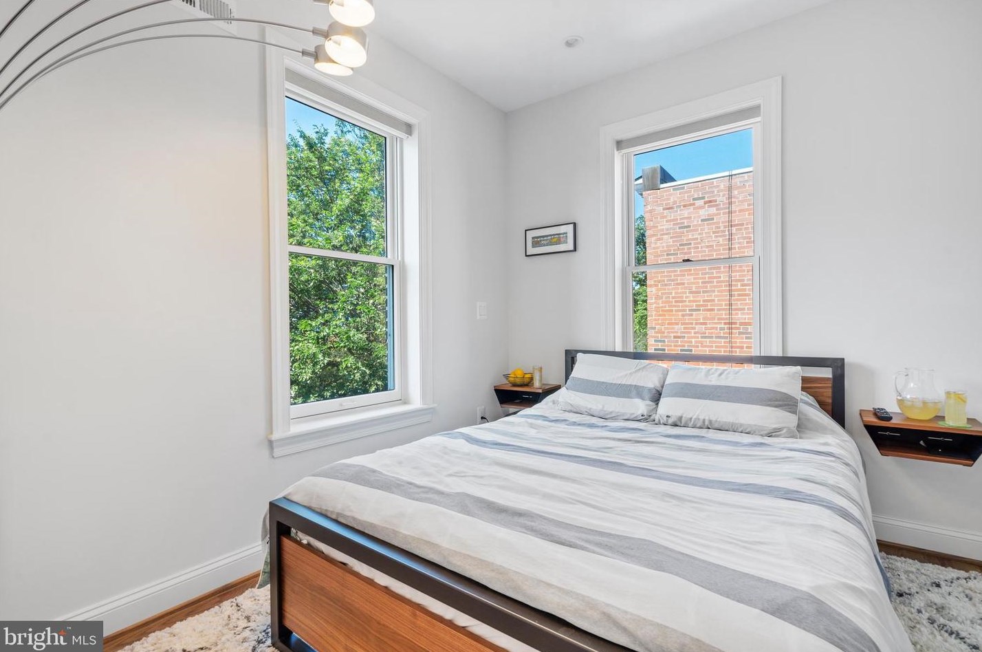 928 Constitution Ave, Washington DC  20002-6202 exterior