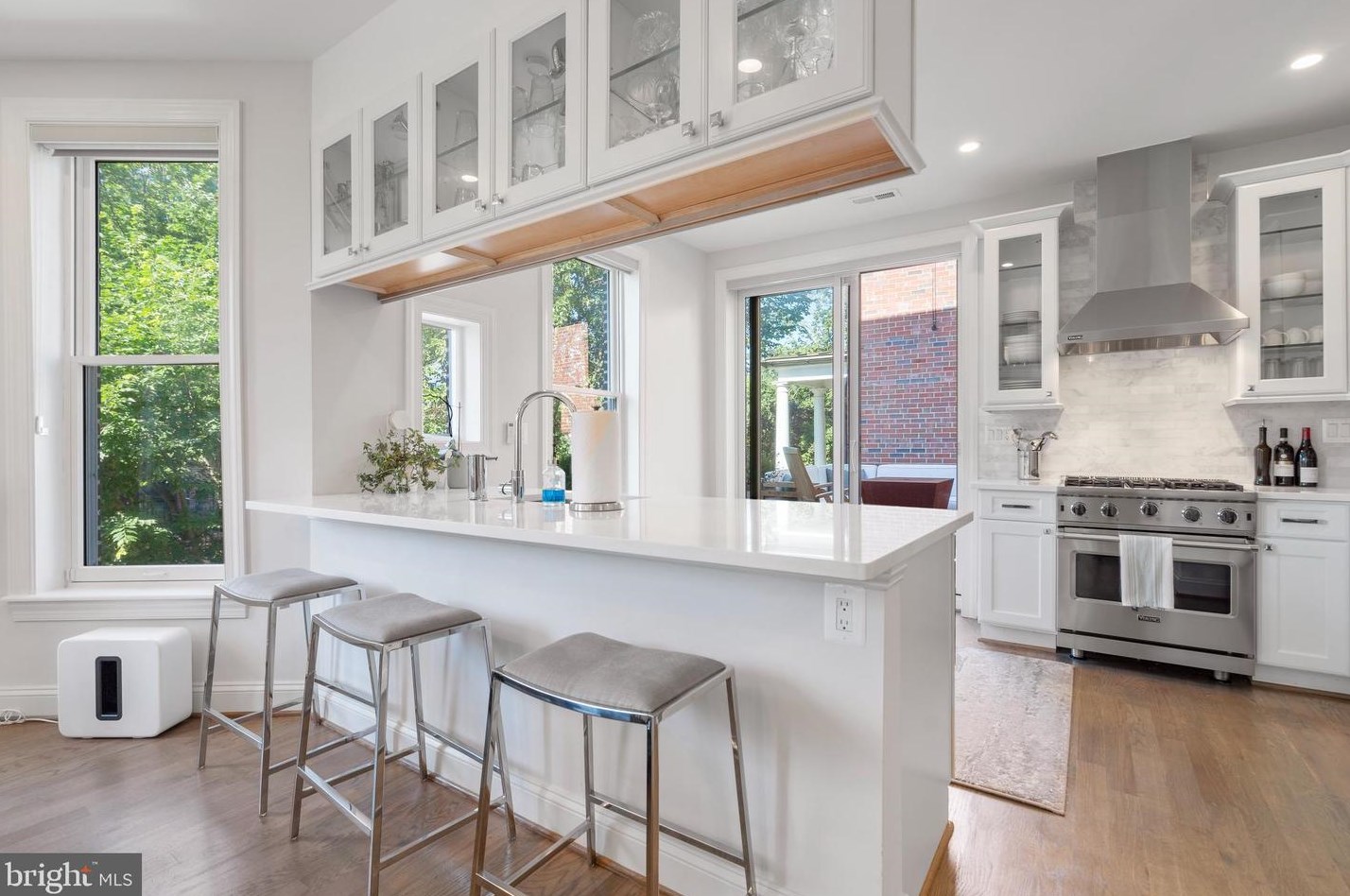 928 Constitution Ave, Washington DC  20002-6202 exterior