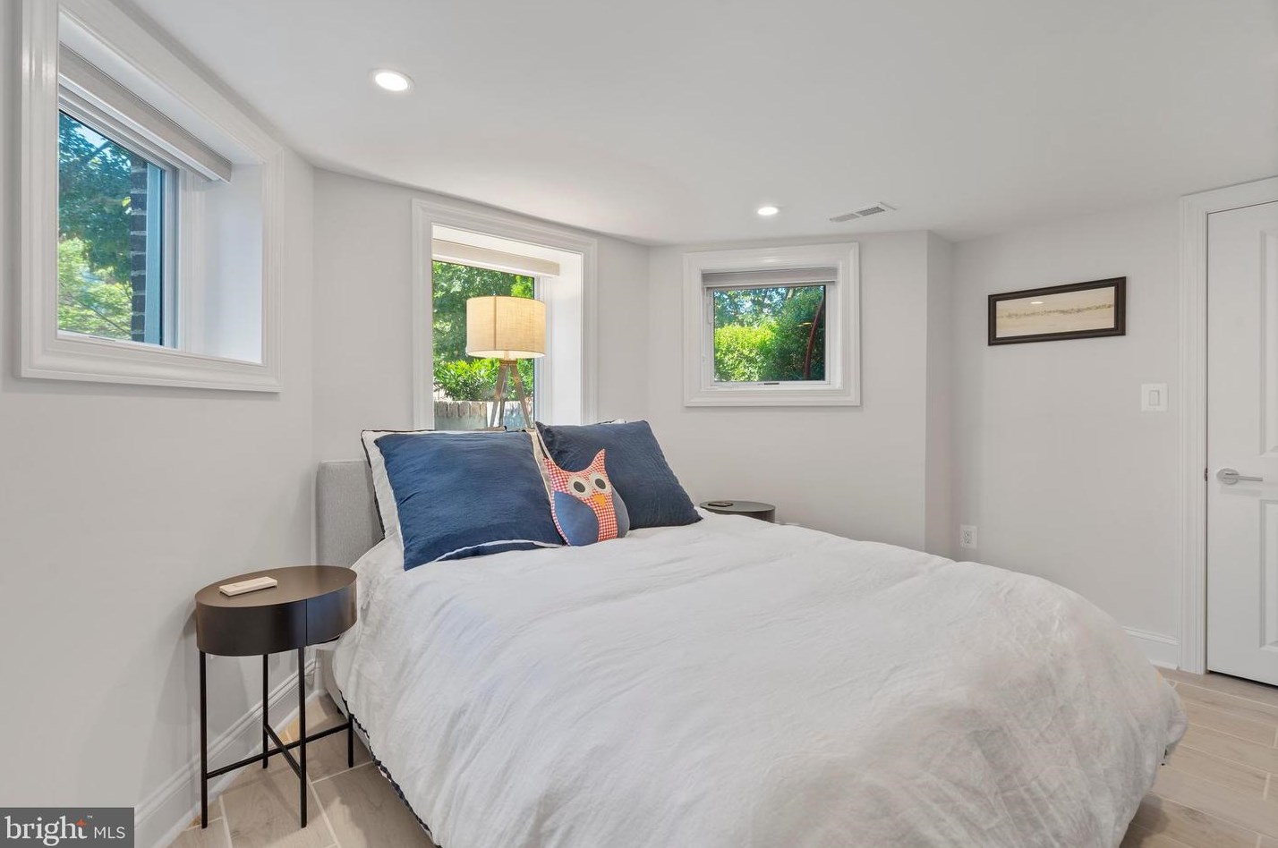 928 Constitution Ave, Washington DC  20002-6202 exterior