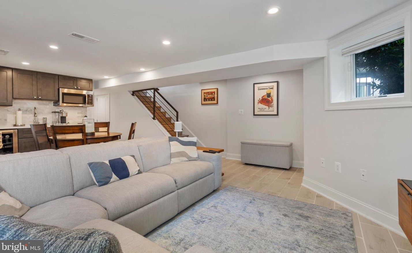 928 Constitution Ave, Washington DC  20002-6202 exterior