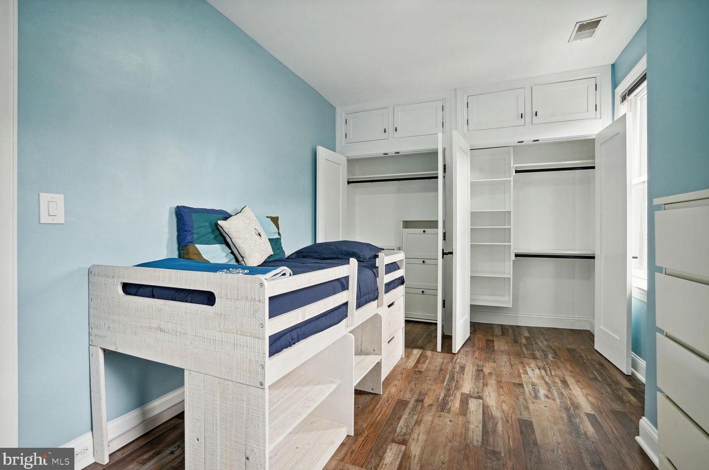 1426 F St, Washington DC  20004-1003 exterior