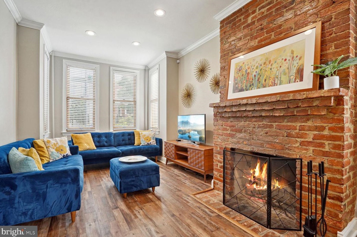 1426 F St, Washington DC  20004-1003 exterior