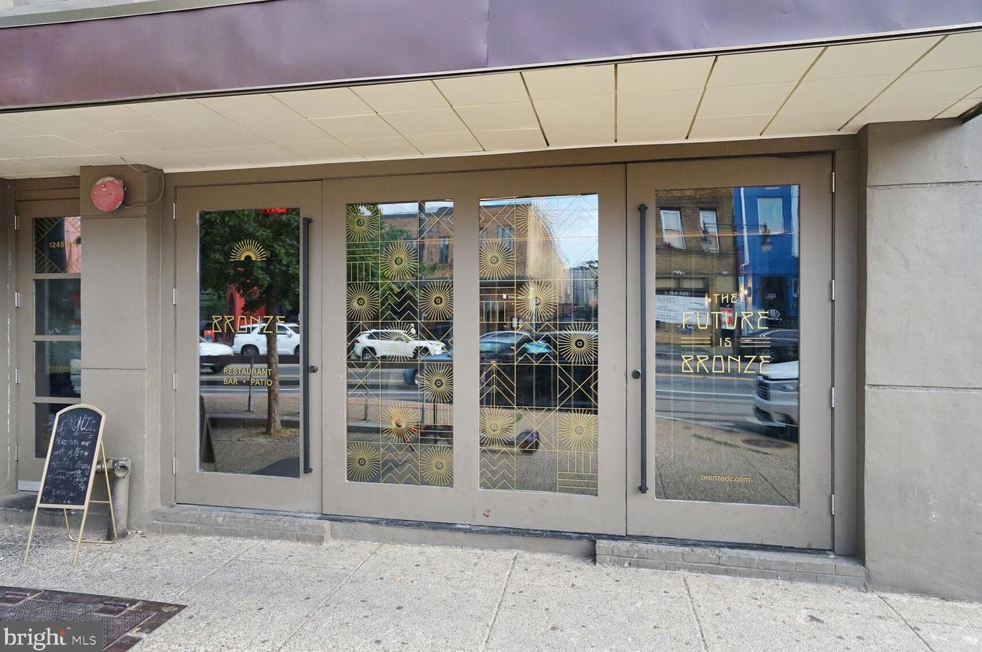 1426 F St, Washington DC  20004-1003 exterior