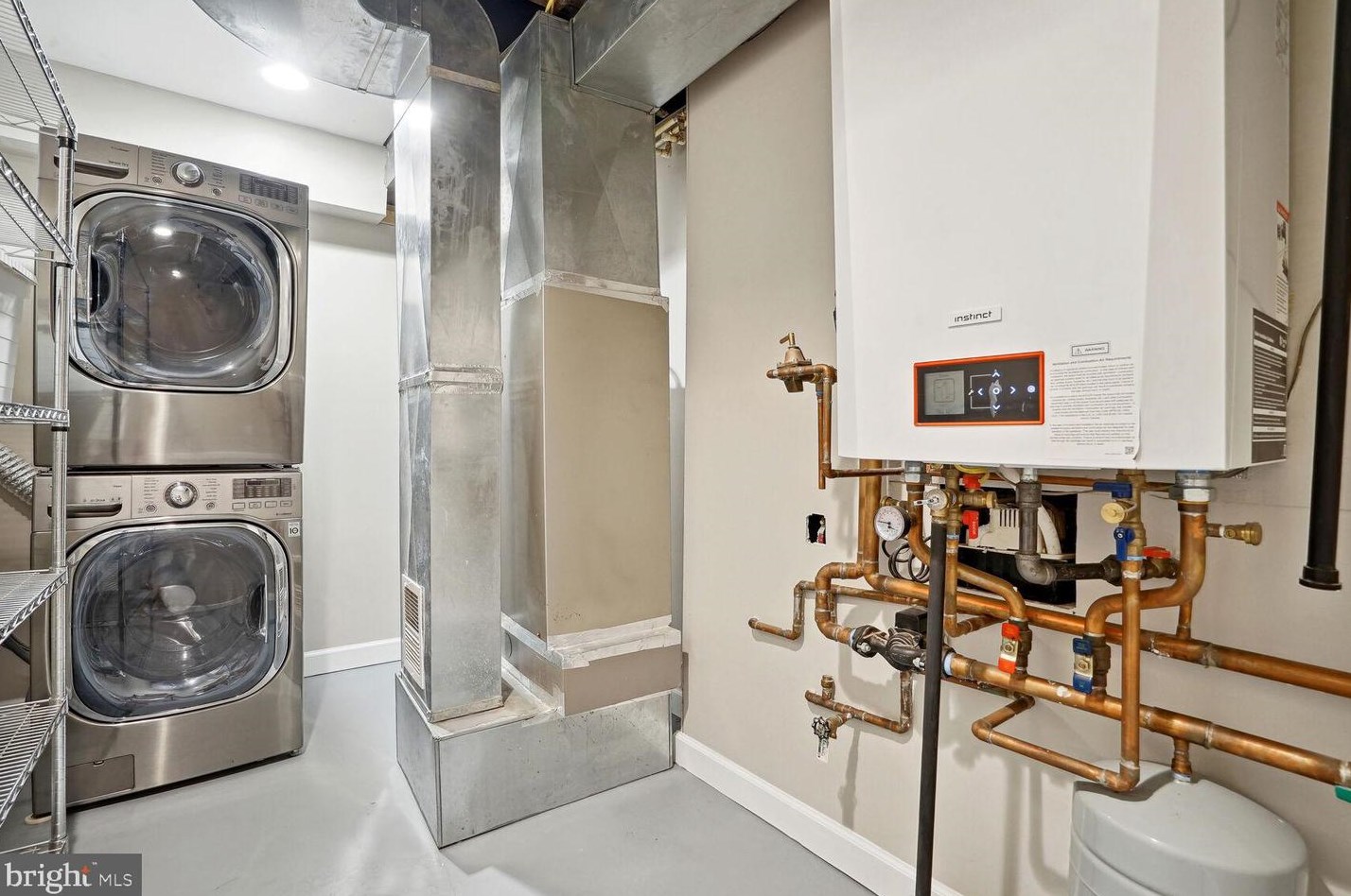 1426 F St, Washington DC  20004-1003 exterior