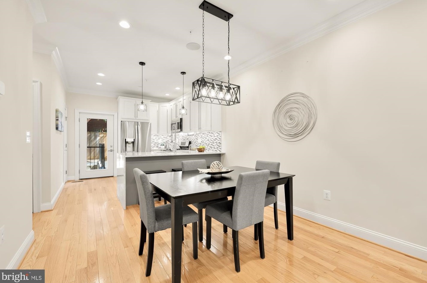 1028 D St, Washington DC 20002-2139 exterior