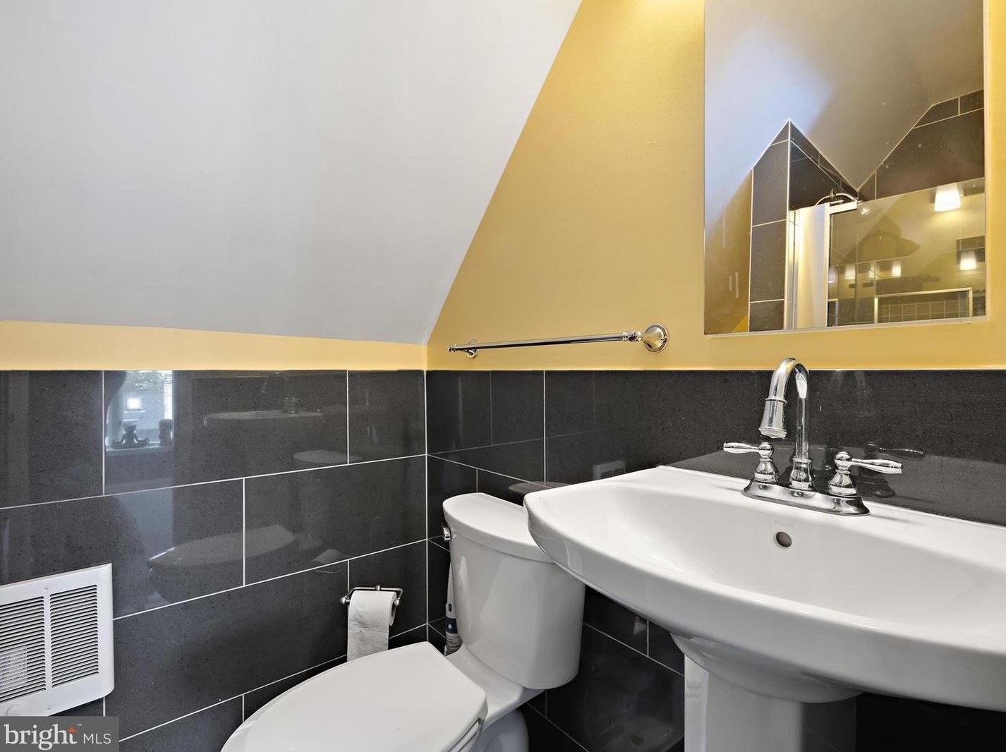 5376 28 St, Washington DC  20007-3355 exterior