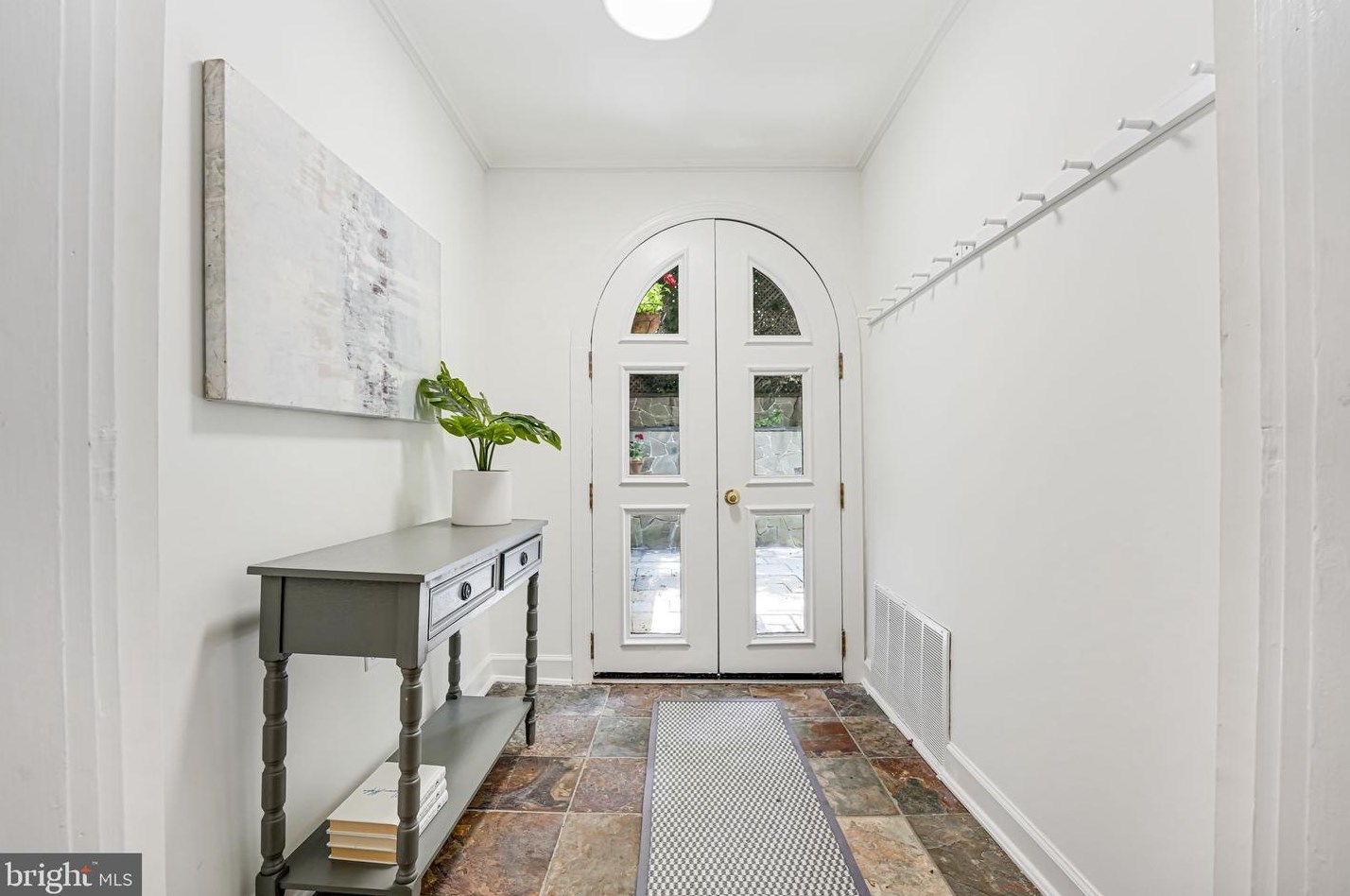 1320 27th St, Washington DC  20020-3656 exterior