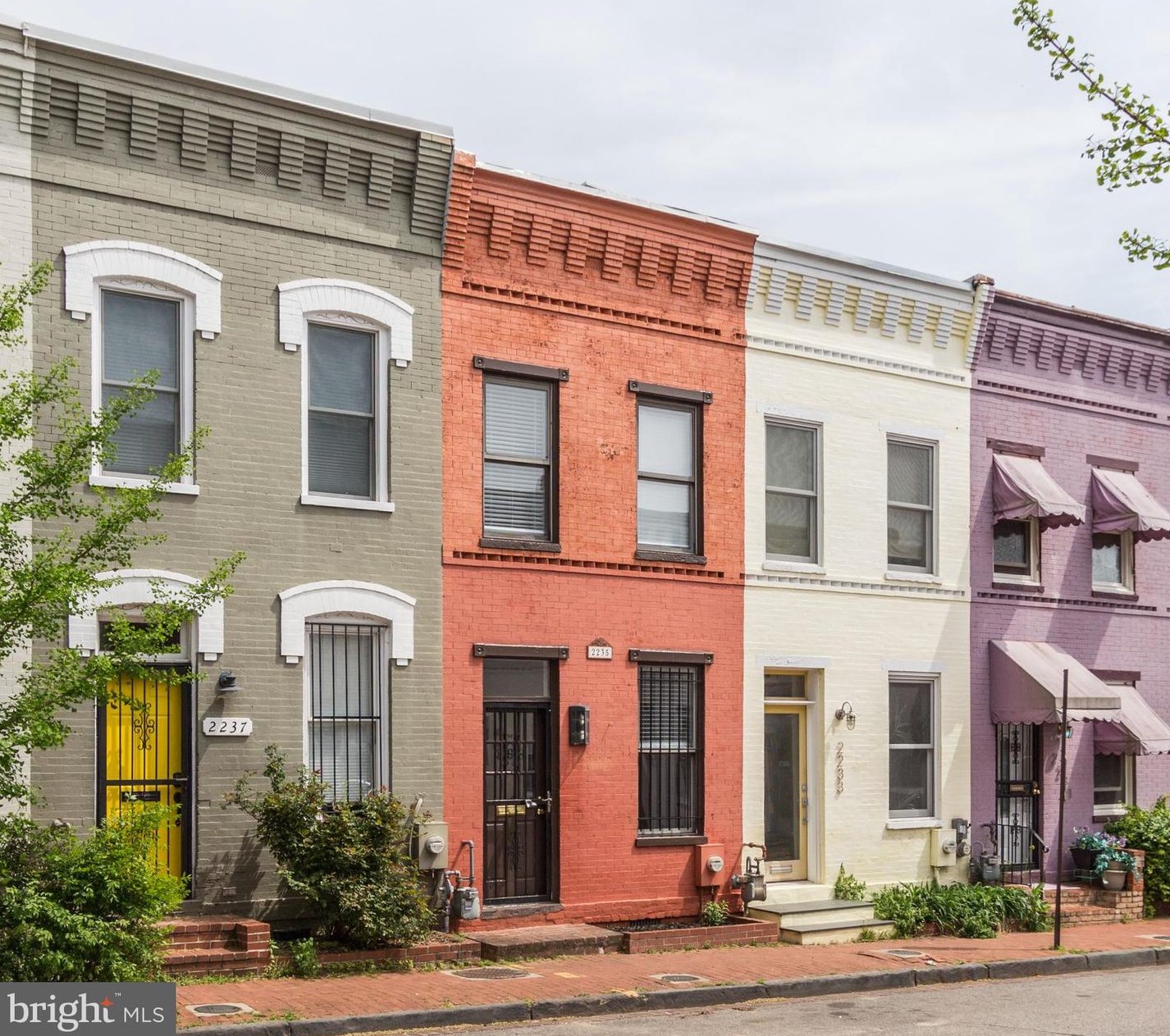 2235 12th Pl, Washington DC  20009-4405 exterior