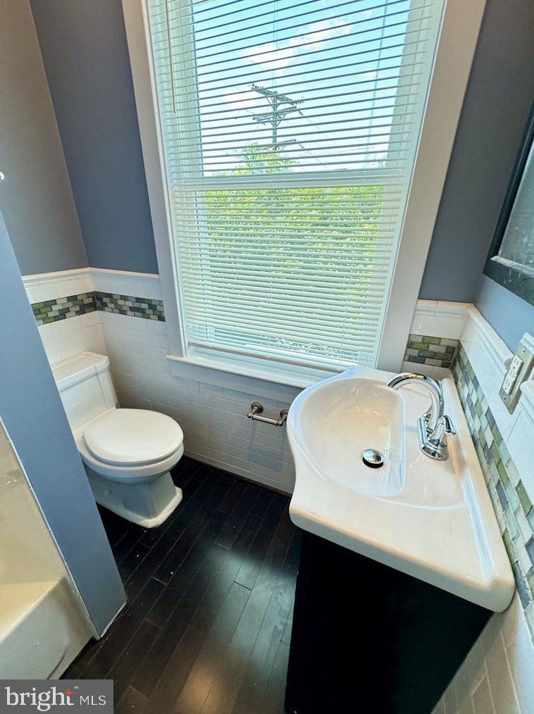 2248 Shannon Pl, Washington DC  20020-5740 exterior