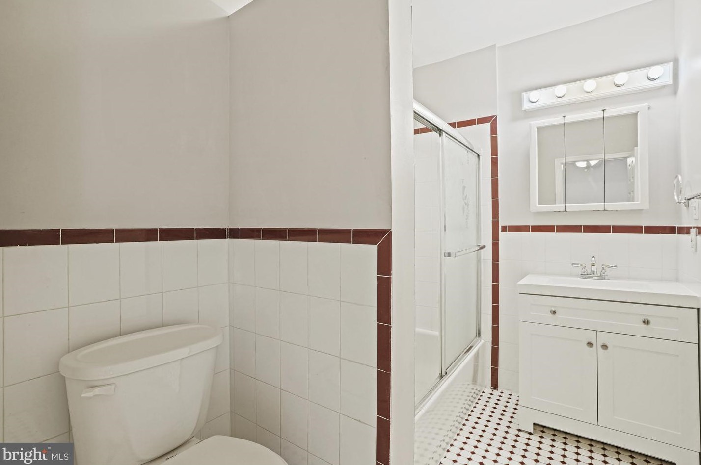 2116 Capitol St, Washington DC 20002-1104 exterior