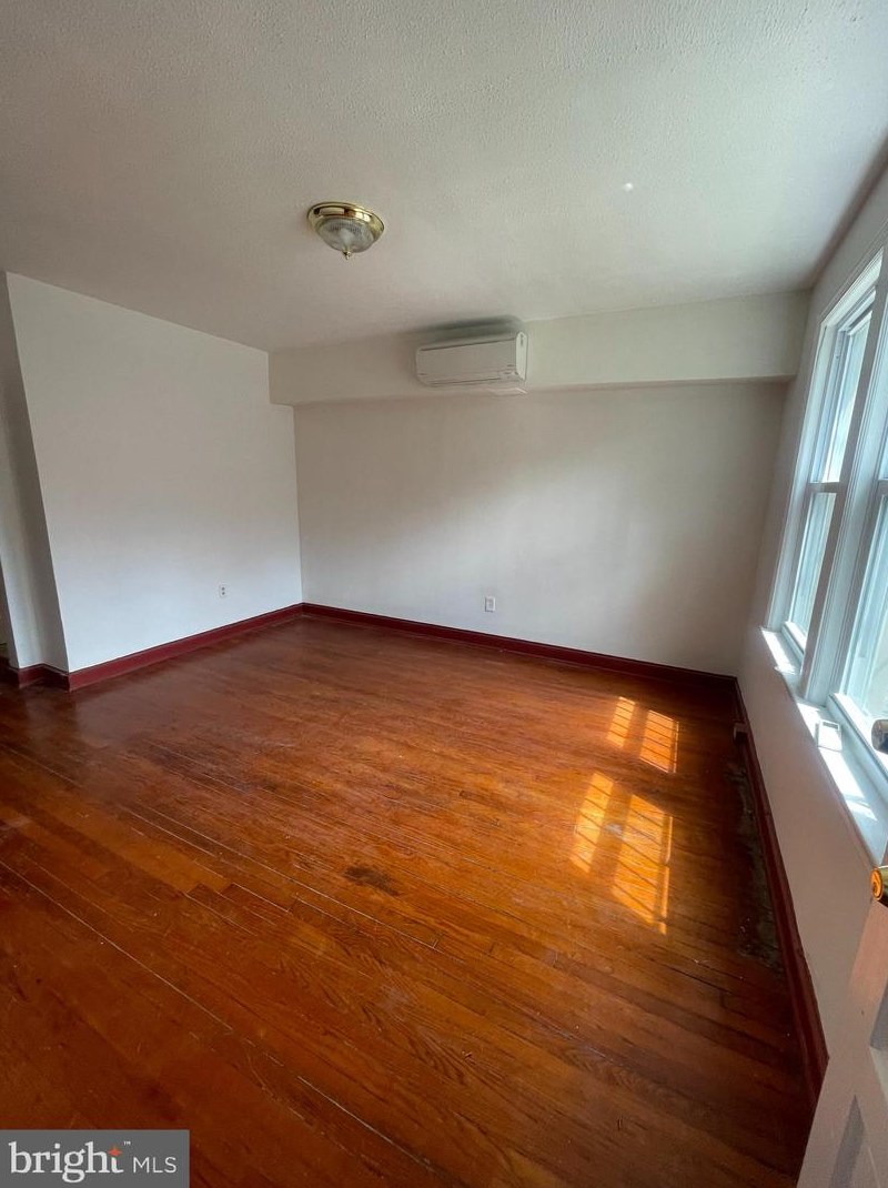 1613 18th St, Washington DC 20003-1614 exterior