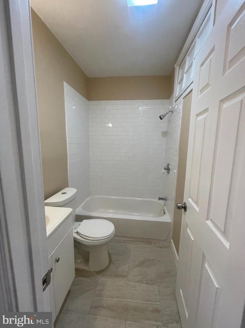 1613 18th St, Washington DC 20003-1614 exterior