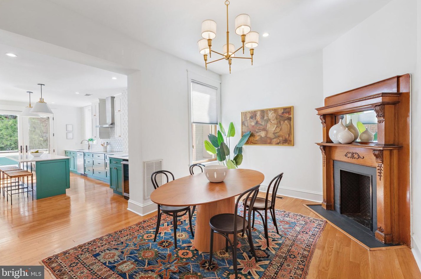 243 12th St, Washington DC  20003-1401 exterior