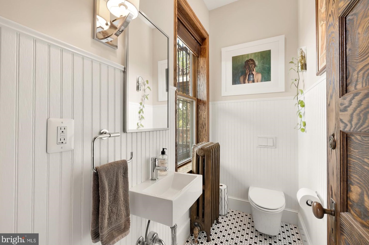 2014 Capitol St, Washington DC 20002-1328 exterior