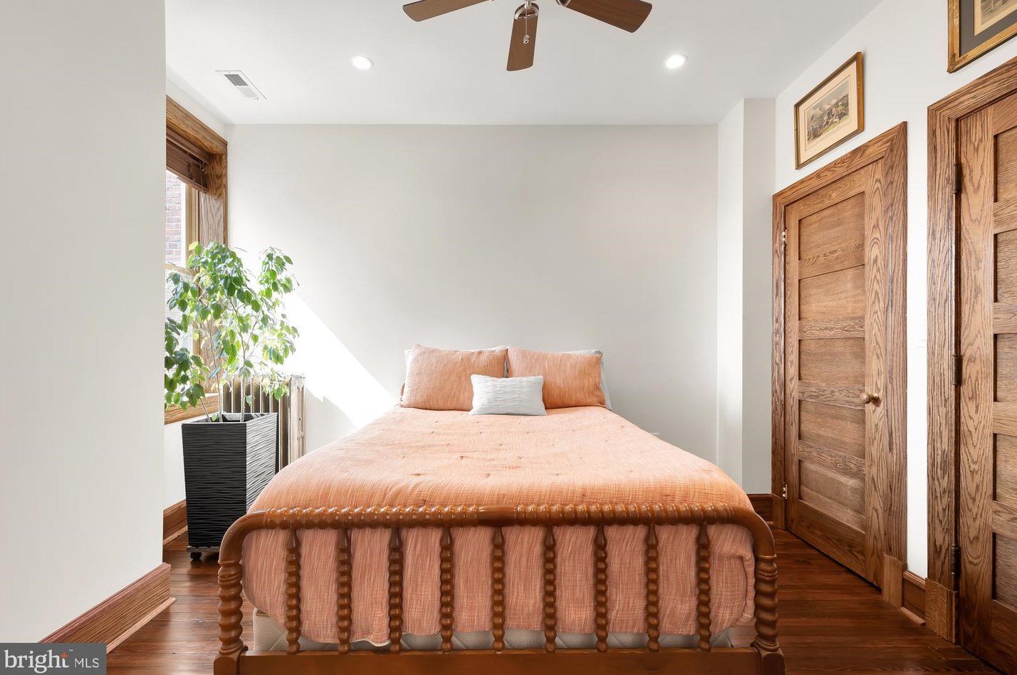 2014 Capitol St, Washington DC 20002-1328 exterior