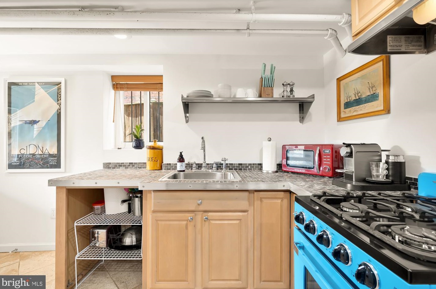 2014 Capitol St, Washington DC 20002-1328 exterior