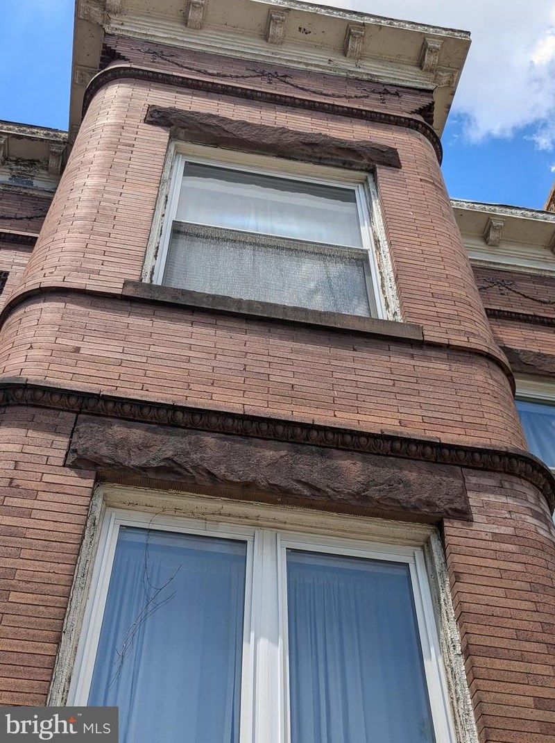 56 Quincy Pl, Washington DC 20001-1107 exterior