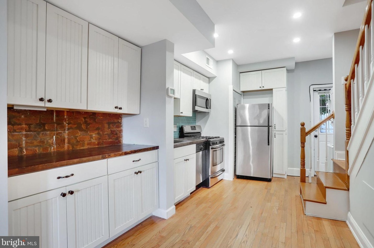 629 18th St, Washington DC  20002-7209 exterior