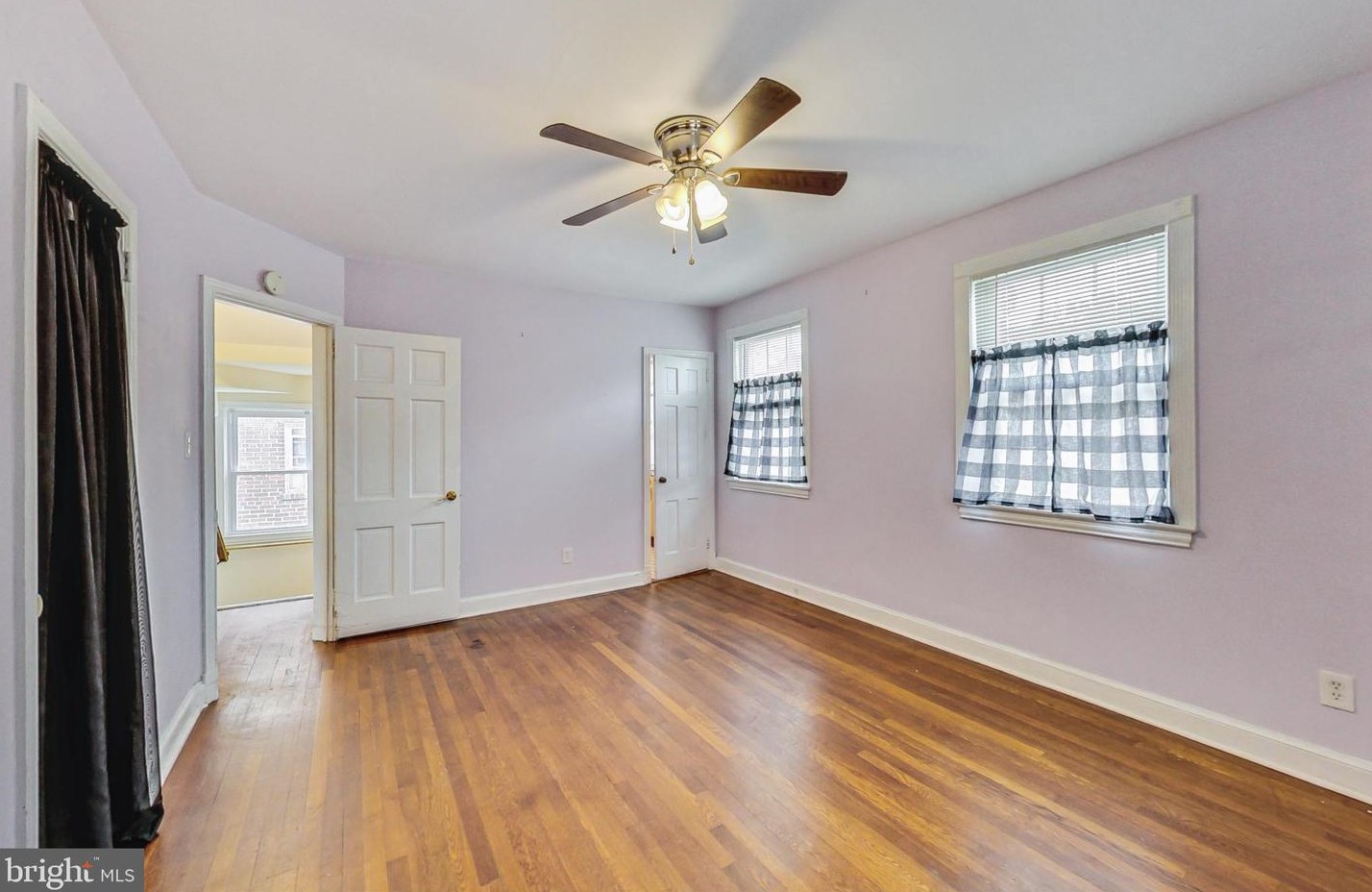 6216 New Hampshire Ave, Washington DC  20037-2303 exterior