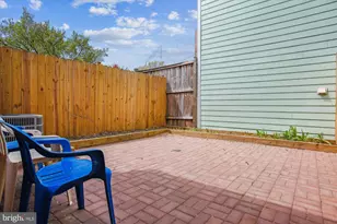 903 11th St SE, Washington, DC 20003 - Photo 33