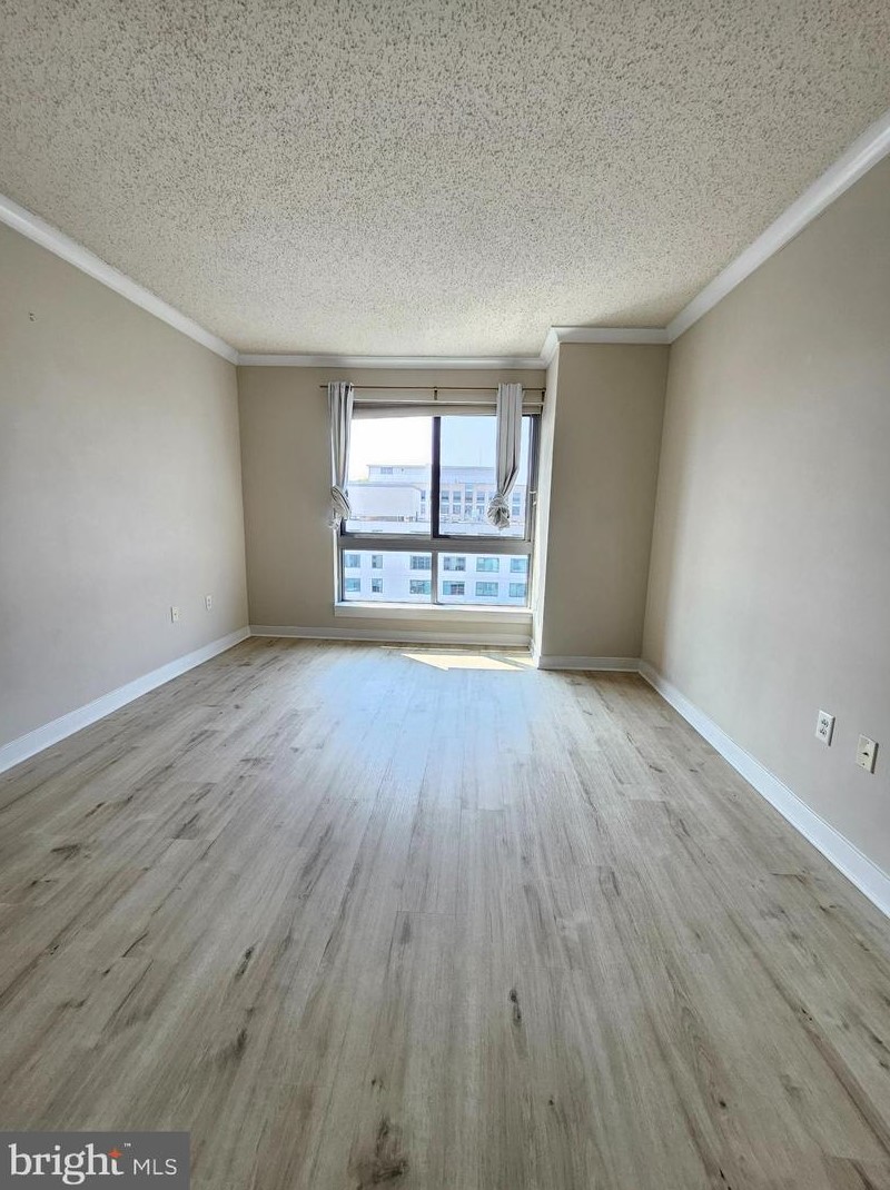 777 7th St, Washington DC  20001-3715 exterior