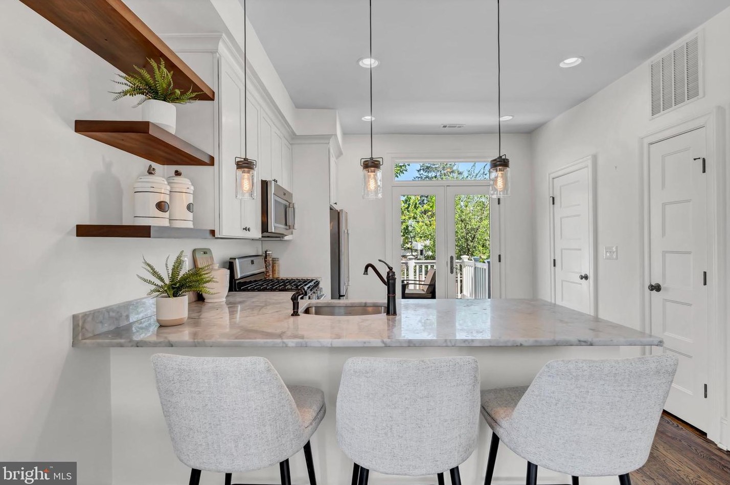 519 Tuckerman St, Washington DC  20011-1248 exterior