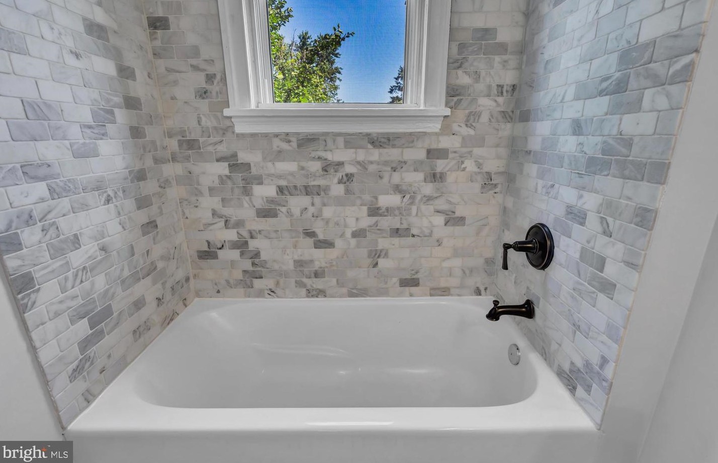 519 Tuckerman St, Washington DC  20011-1248 exterior