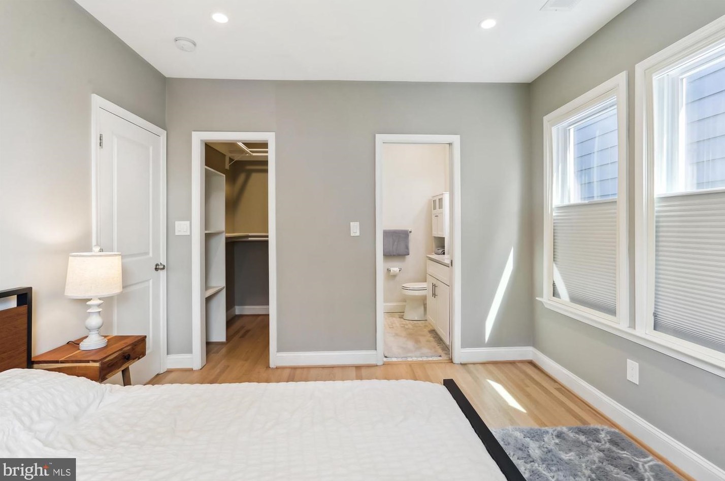 2602 30th St, Washington DC  20018-1537 exterior