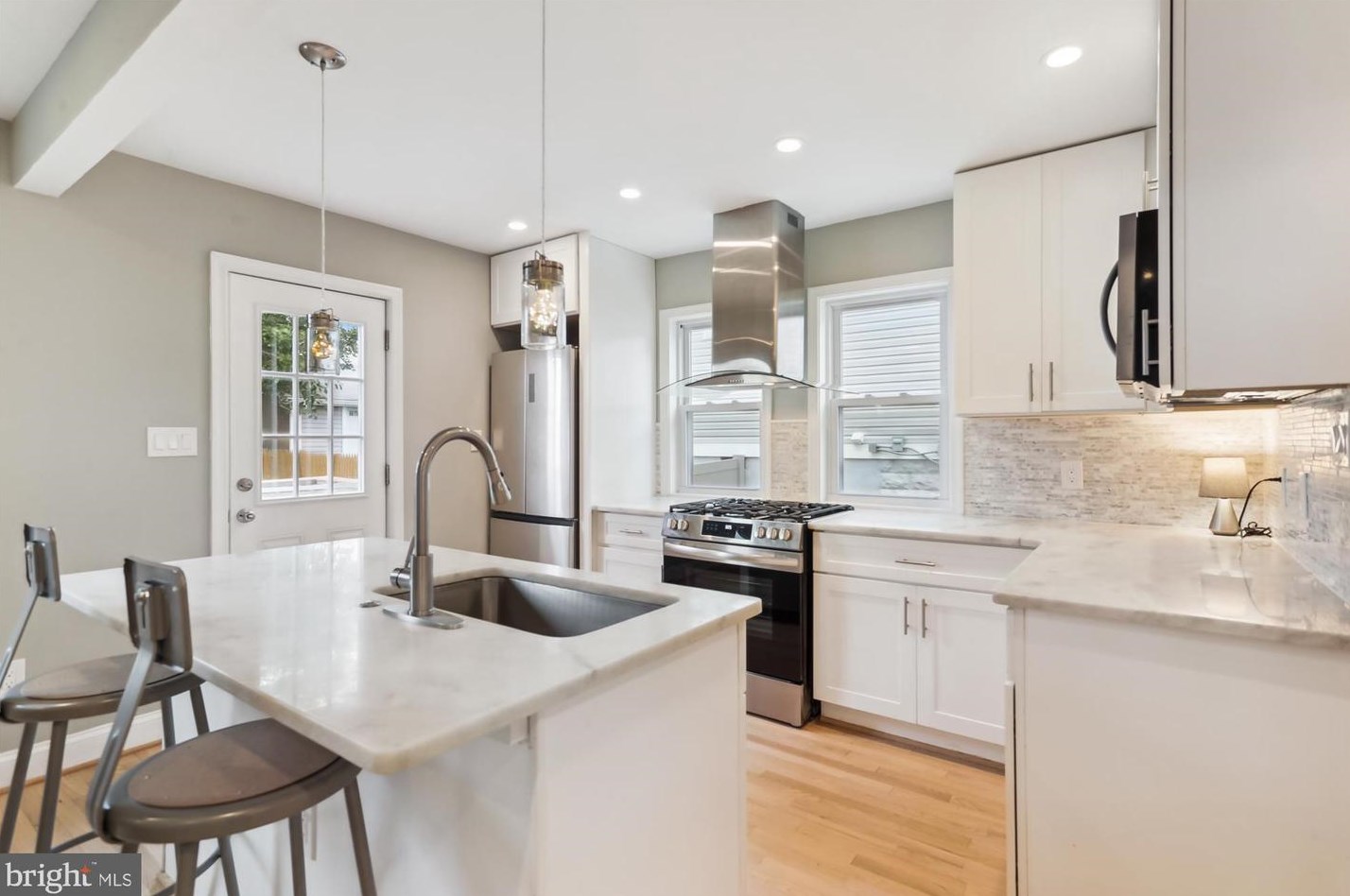 2602 30th St, Washington DC  20018-1537 exterior