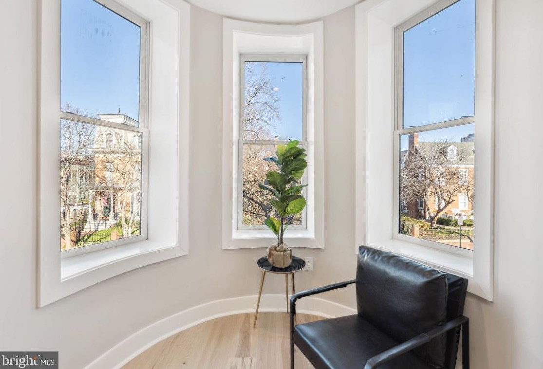 514 T St, Washington DC  20001-1997 exterior