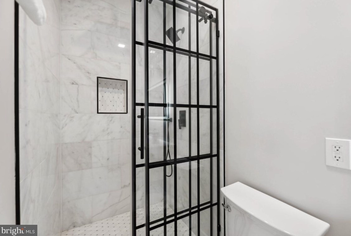 514 T St, Washington DC  20001-1997 exterior