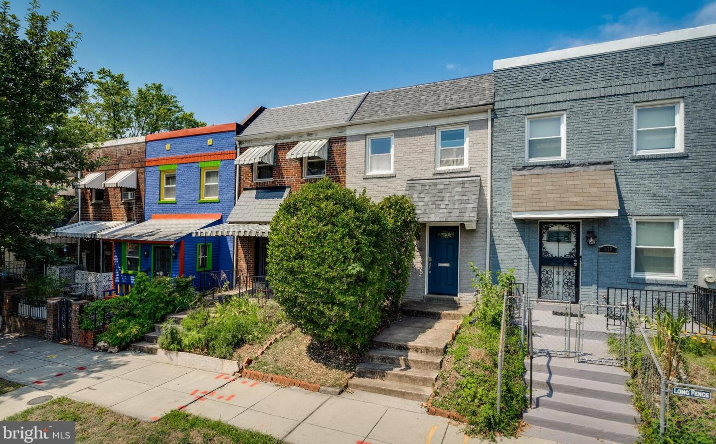 436 20th St, Washington DC  20002-4704 exterior