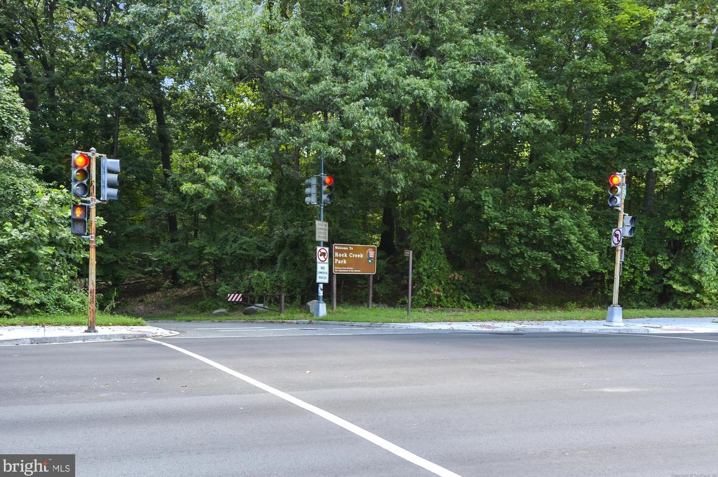 605 Tuckerman St, Washington DC  20011-1250 exterior