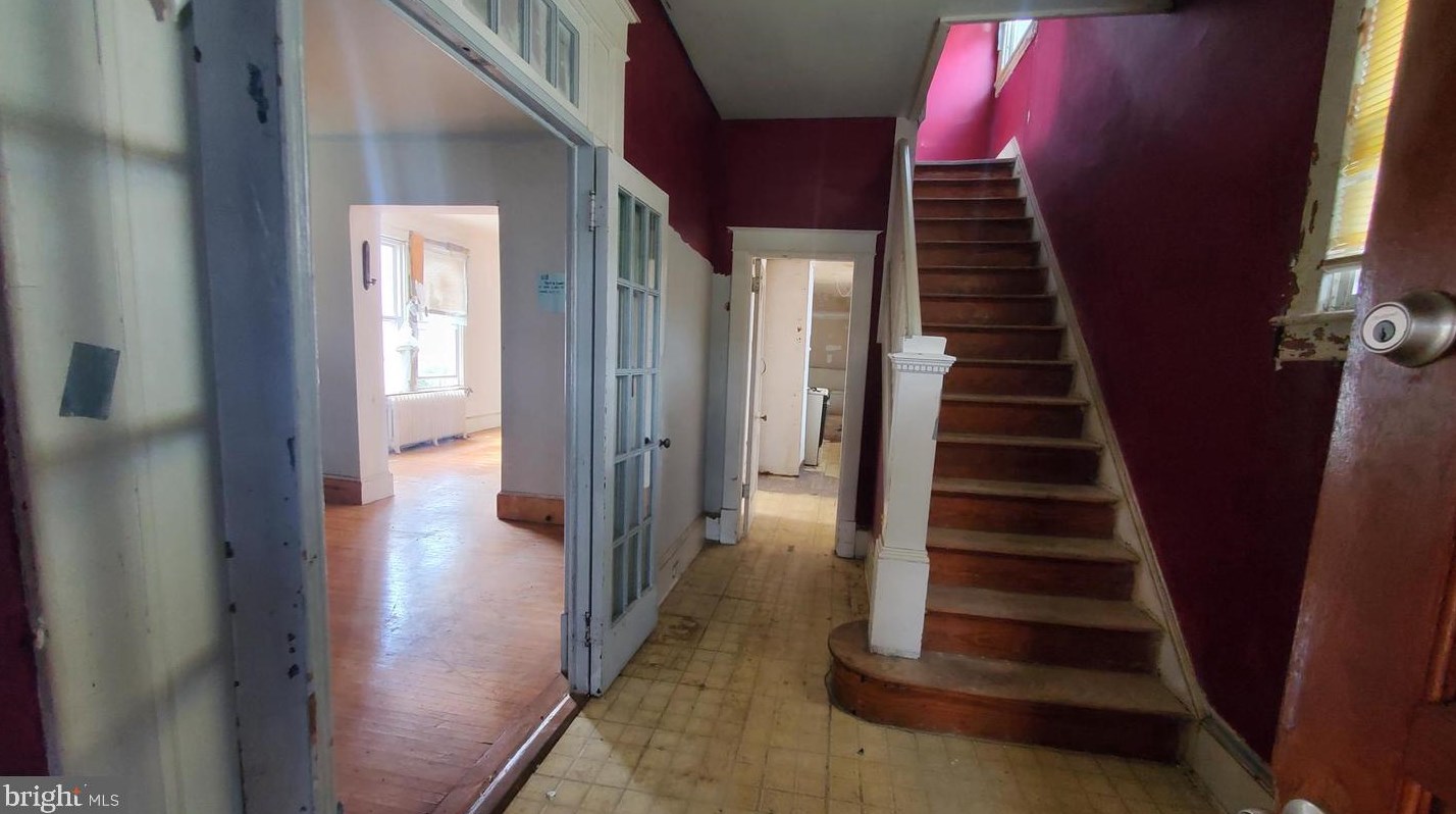 2904 16 St, Washington DC 20018-1821 exterior