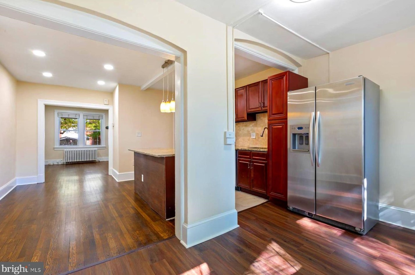 2015 Naylor Rd, Washington DC 20020-4515 exterior