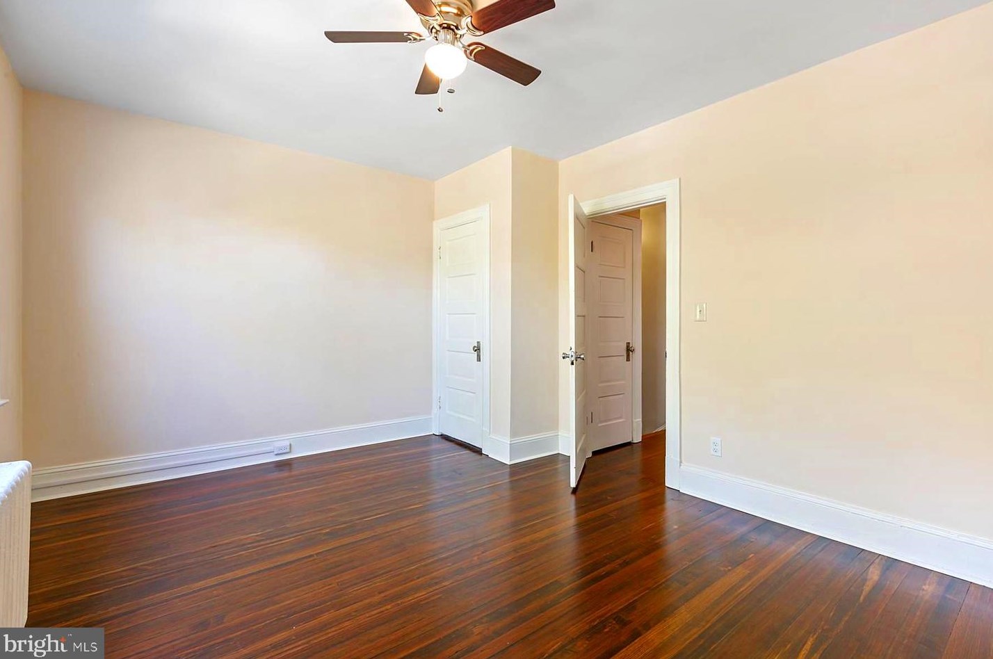 2015 Naylor Rd, Washington DC 20020-4515 exterior