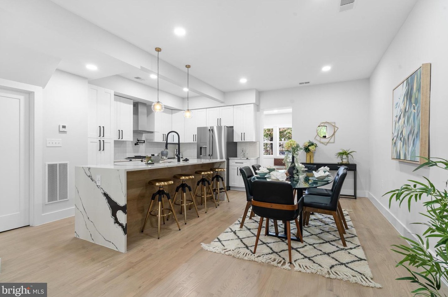 713 Princeton Pl, Washington DC 20010-1605 exterior