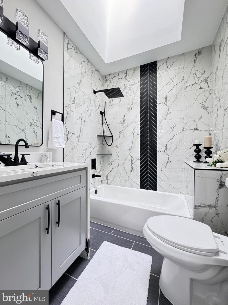 713 Princeton Pl, Washington DC 20010-1605 exterior