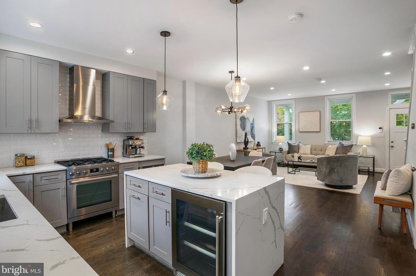 4023 New Hampshire Ave, Washington DC 20011-7921 exterior