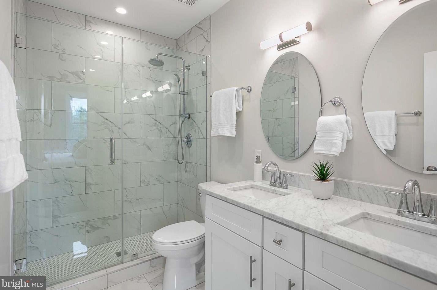 4023 New Hampshire Ave, Washington DC 20011-7921 exterior