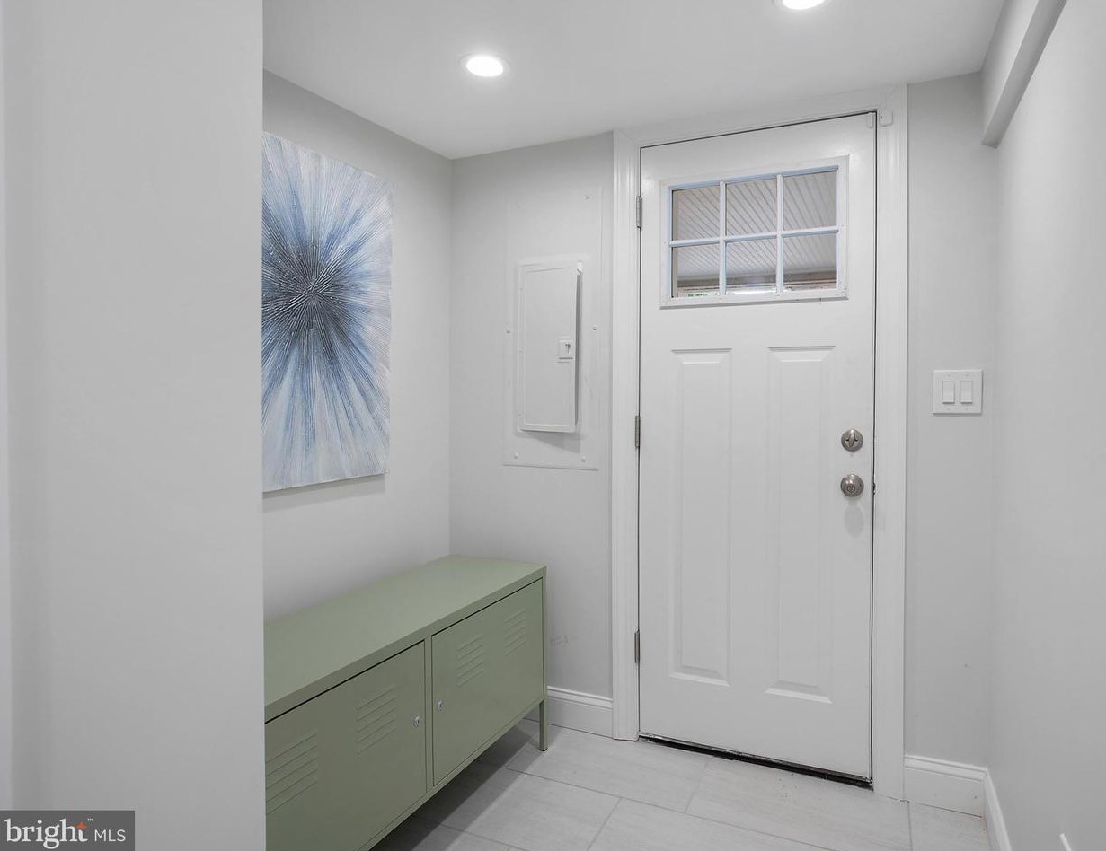 4023 New Hampshire Ave, Washington DC 20011-7921 exterior