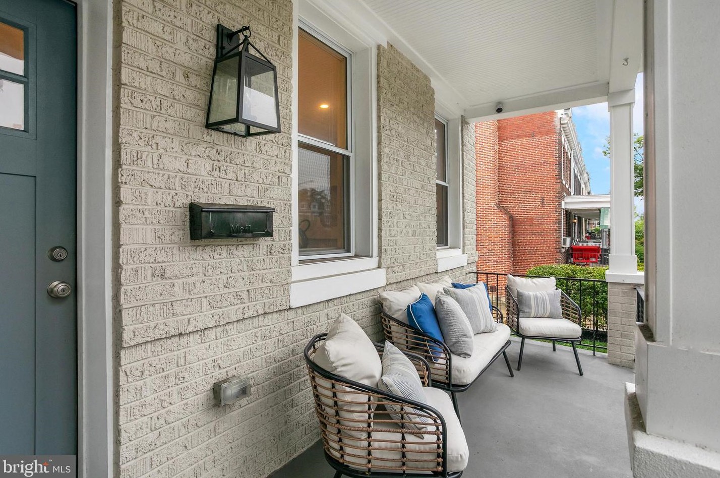 4023 New Hampshire Ave, Washington DC 20011-7921 exterior