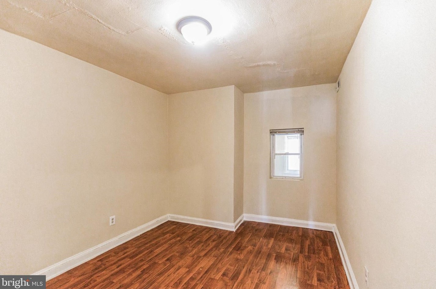 1255 Meigs Pl, Washington DC 20002-2411 exterior