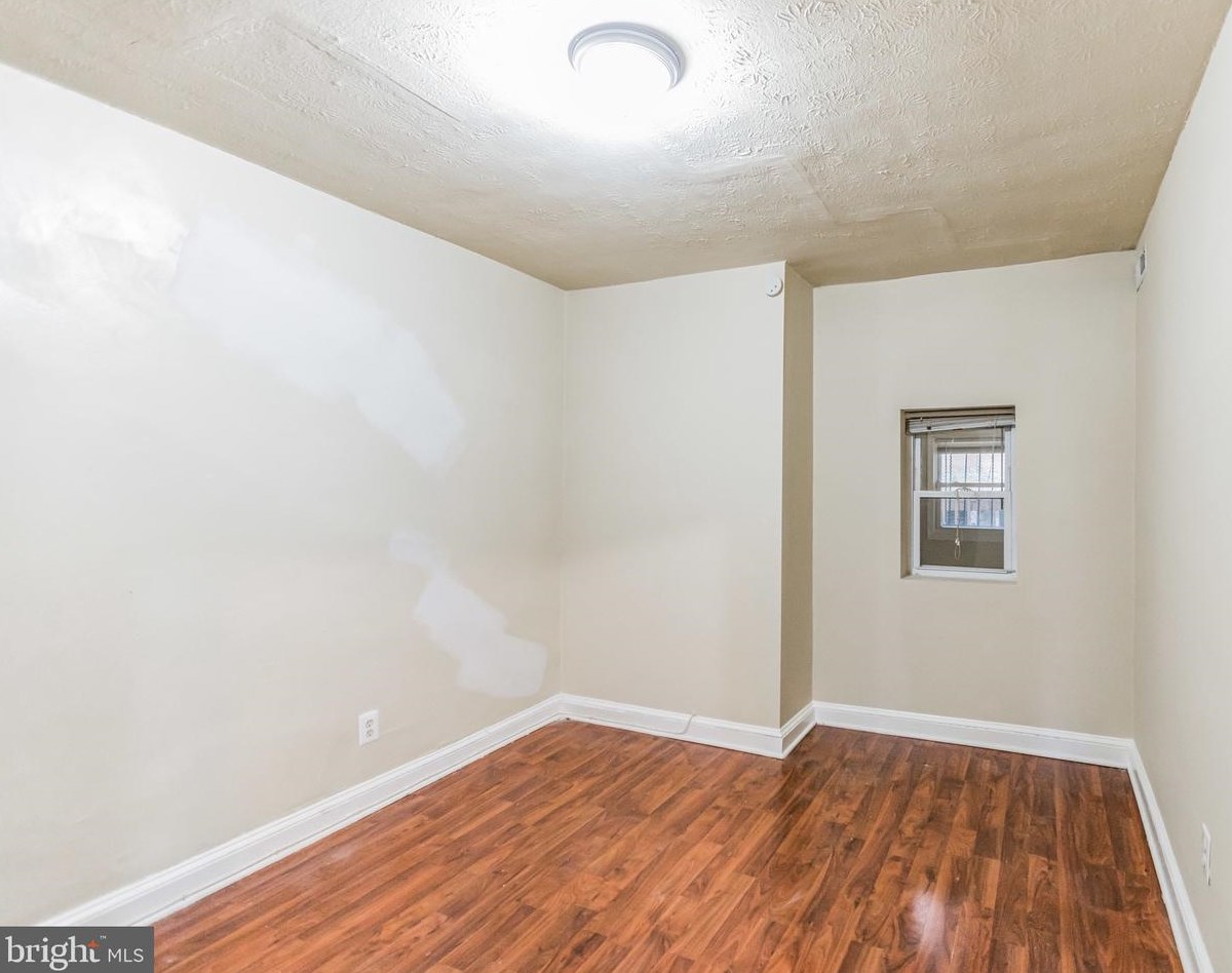 1255 Meigs Pl, Washington DC 20002-2411 exterior