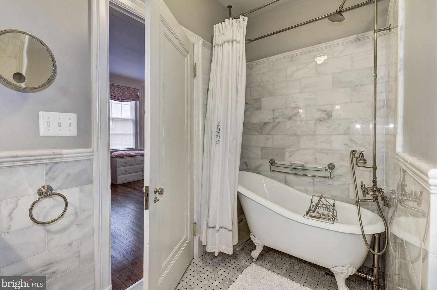 2204 Wyoming Ave, Washington DC  20008-3908 exterior