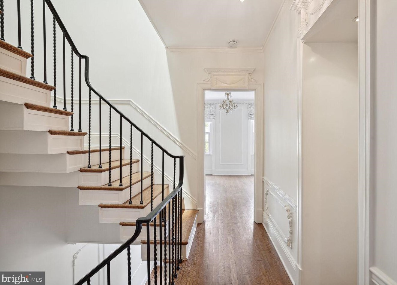 2204 Wyoming Ave, Washington DC  20008-3908 exterior