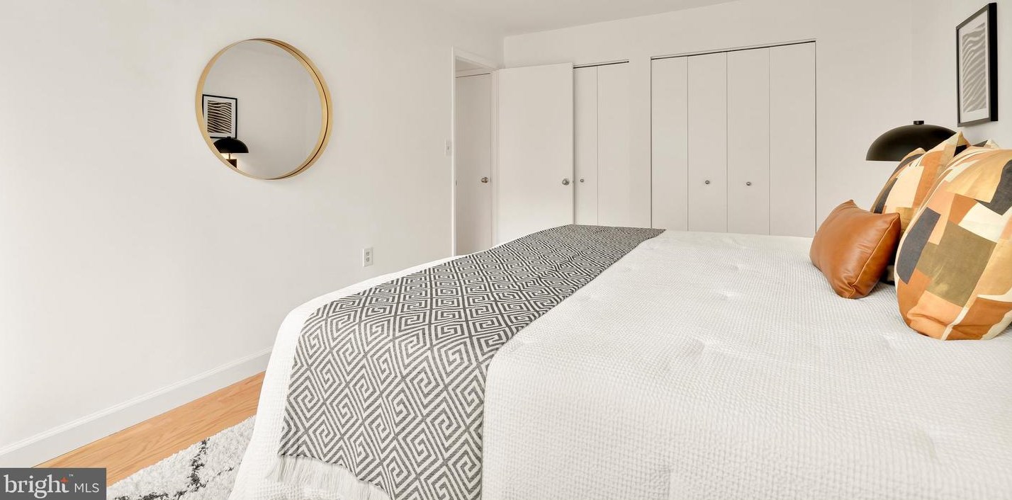 2440 16th St, Washington DC  20020-6302 exterior